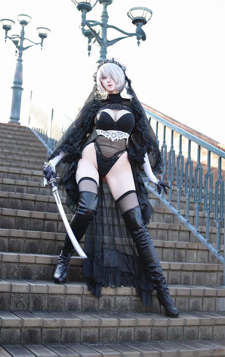 Pinky ☾ tweet media