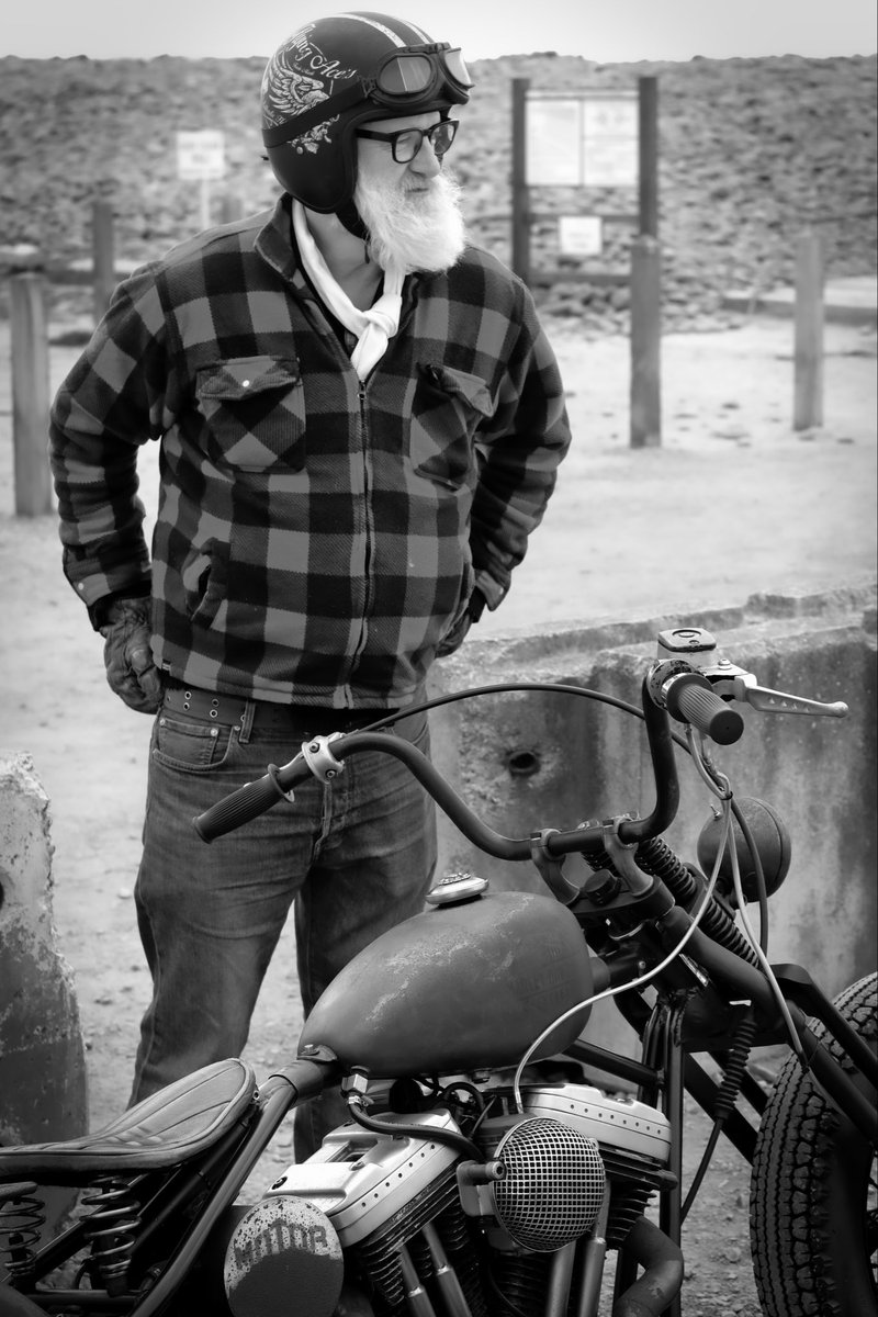 thisdevon's tweet photo. In keeping with my #beachportraits lovely to meet Dom today , he was taking in the view and very kindly showed me his custom #harleydavidsonmotorcycles #devon #this_devon @unionroadmotovelo @bikeshedmotoco @redwing @harleydavidson.motorcycles 

He’s a battler &amp; musician 👊 https://t.co/keK57L9bzn