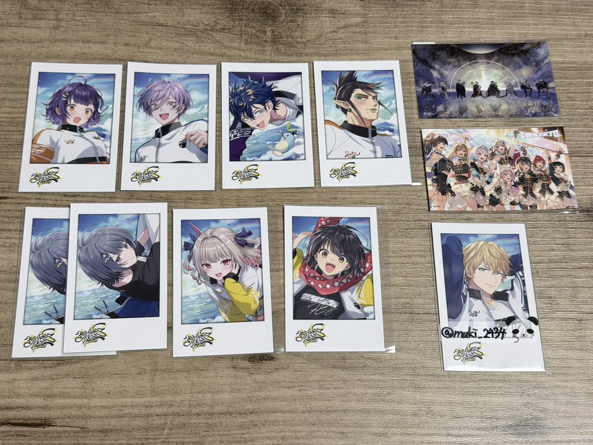 muki2434's tweet photo. 【交換】にじさんじ にじフェス2026 チェキ風カード ランダム

(譲)画像のもの
(求)idついているカードの方

︎︎⟡郵送希望(同日発送)
︎︎⟡複数交換して下さる方優先
︎︎⟡🚺n:1可能
︎︎⟡+特典◎

お気軽にお声掛けください。 https://t.co/wlq9l5ijG7