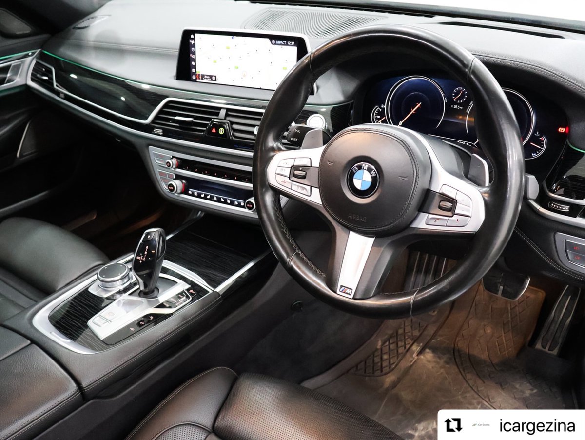 pyane👽 tweet media