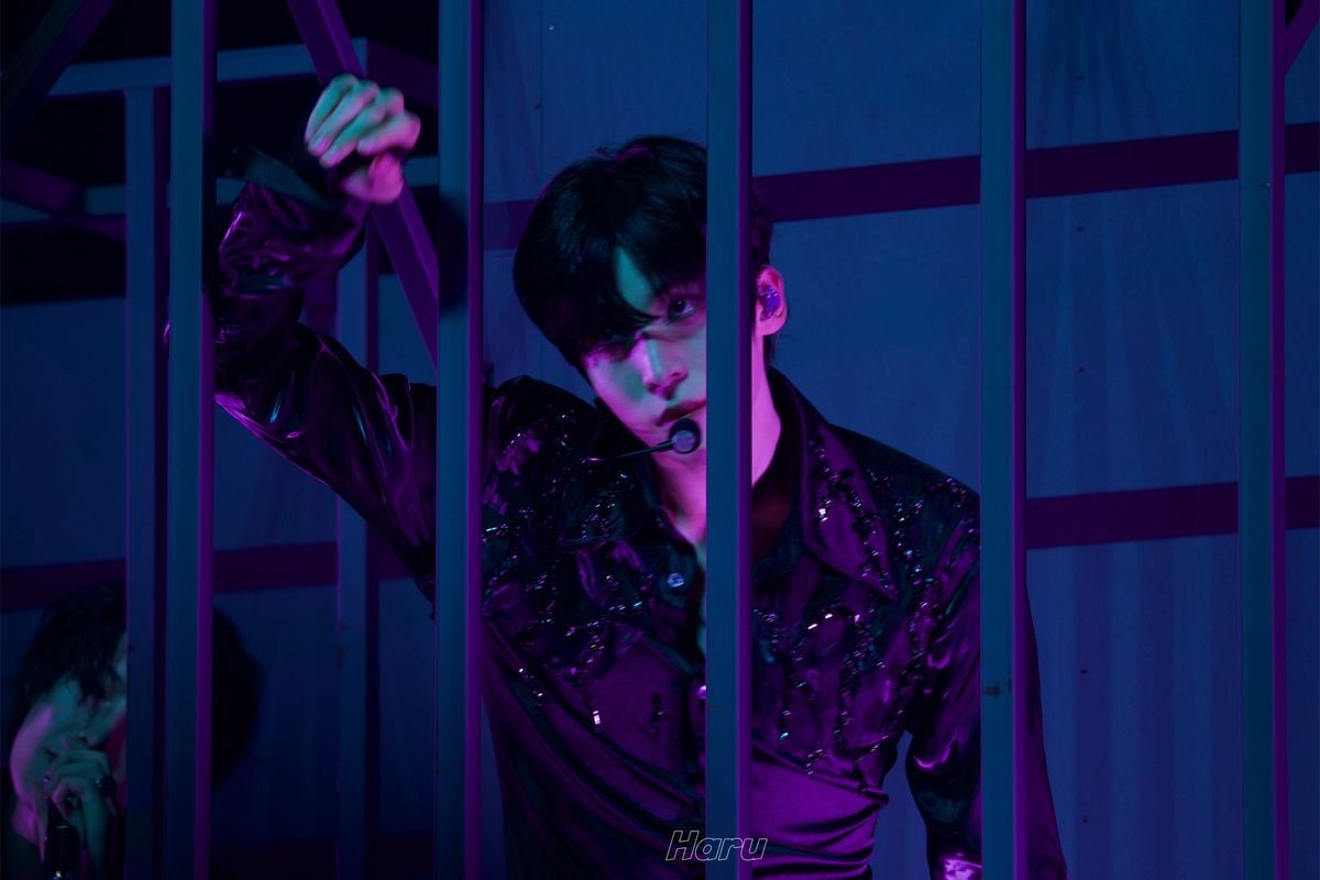 tyudeonggie's tweet photo. demon yunho……. https://t.co/VoEkpb4rw4