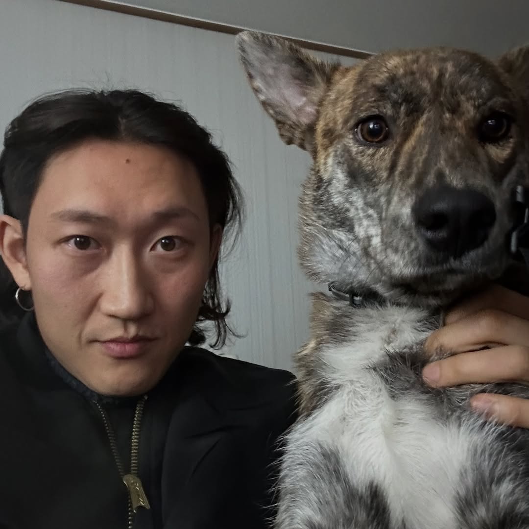 AHJUSSI. tweet media