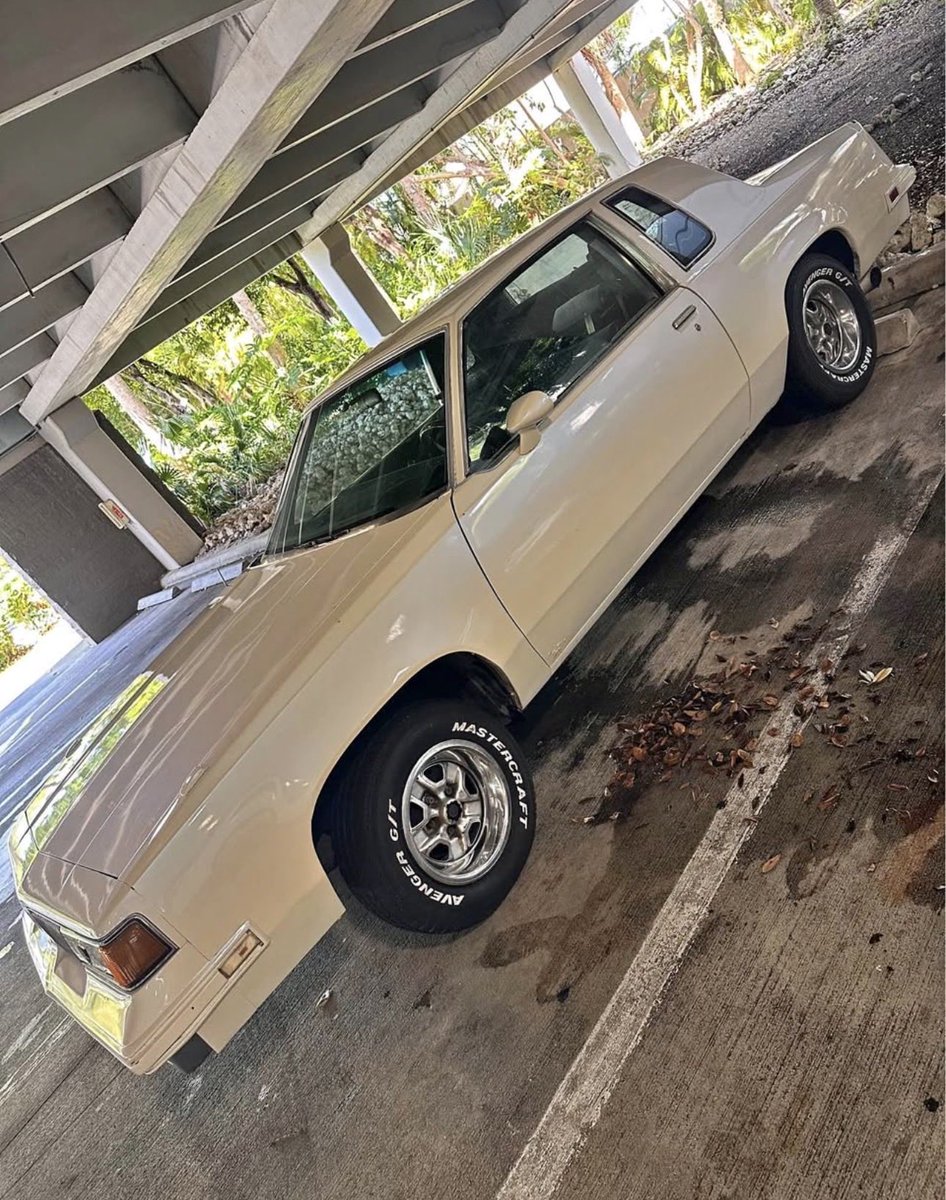 MidasMulliano's tweet image. Lady Pearl 🤍 #classic  #1987