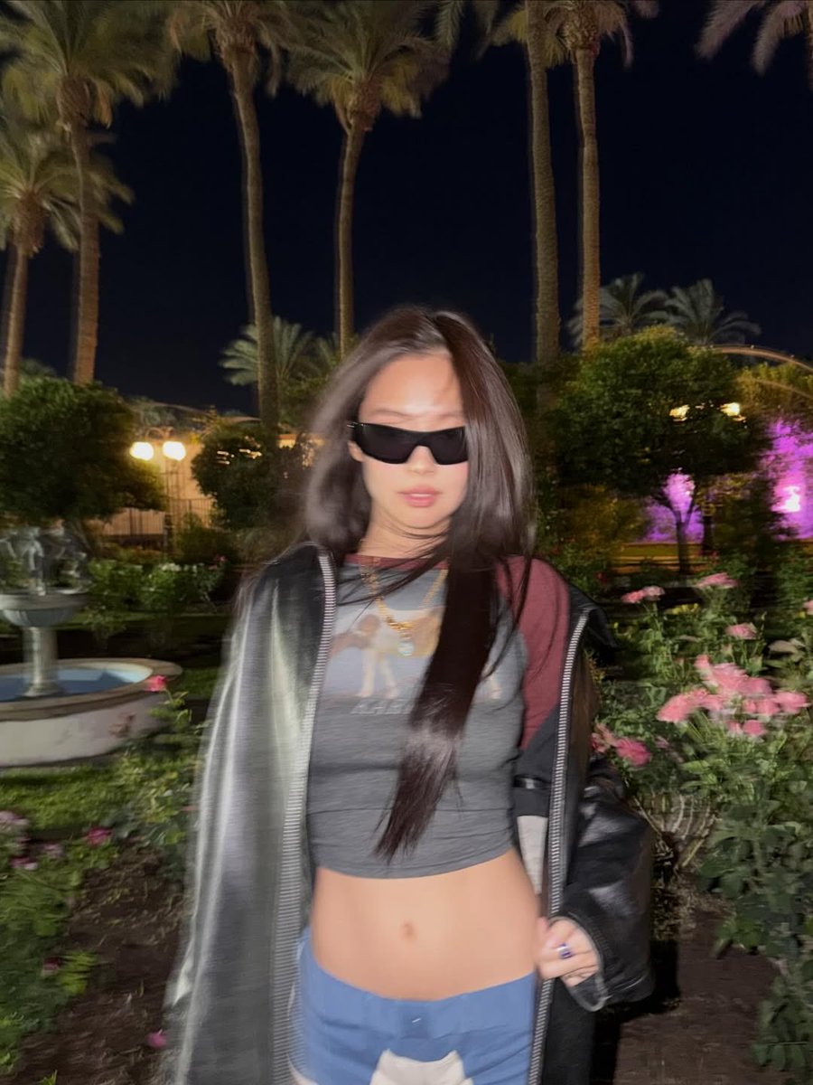 ⠀⠀ ⠀⠀⠀⠀ ⠀
 ⠀⠀ ⠀ @𝘾𝙊𝙈𝙀𝙏𝙆𝙔𝙐’𝘚
 ⠀⠀ ⠀⠀ 𝘕𝘌𝘞 𝘗𝘖𝘚𝘛

⠀⠀ —— Let’s keep the night glowing, I don’t ever wanna stop.