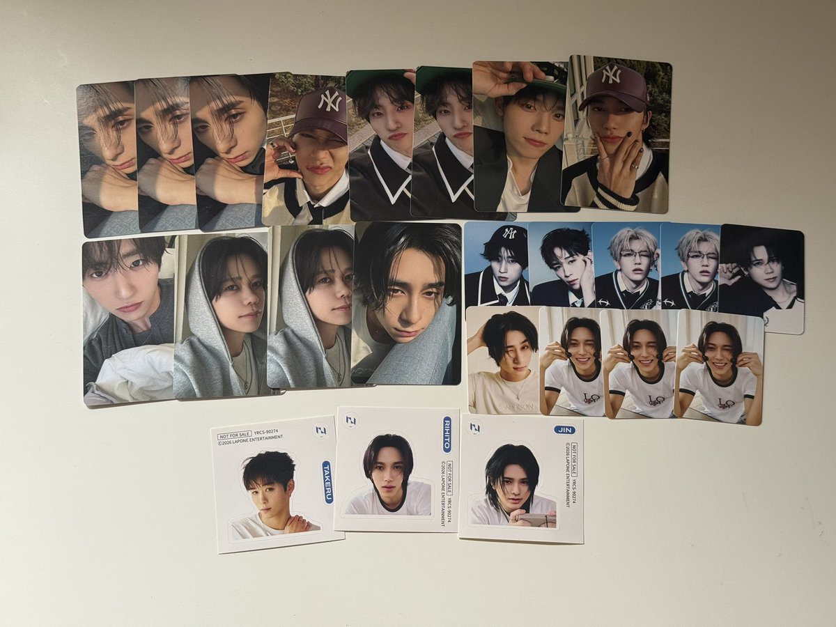 アオイ tweet media