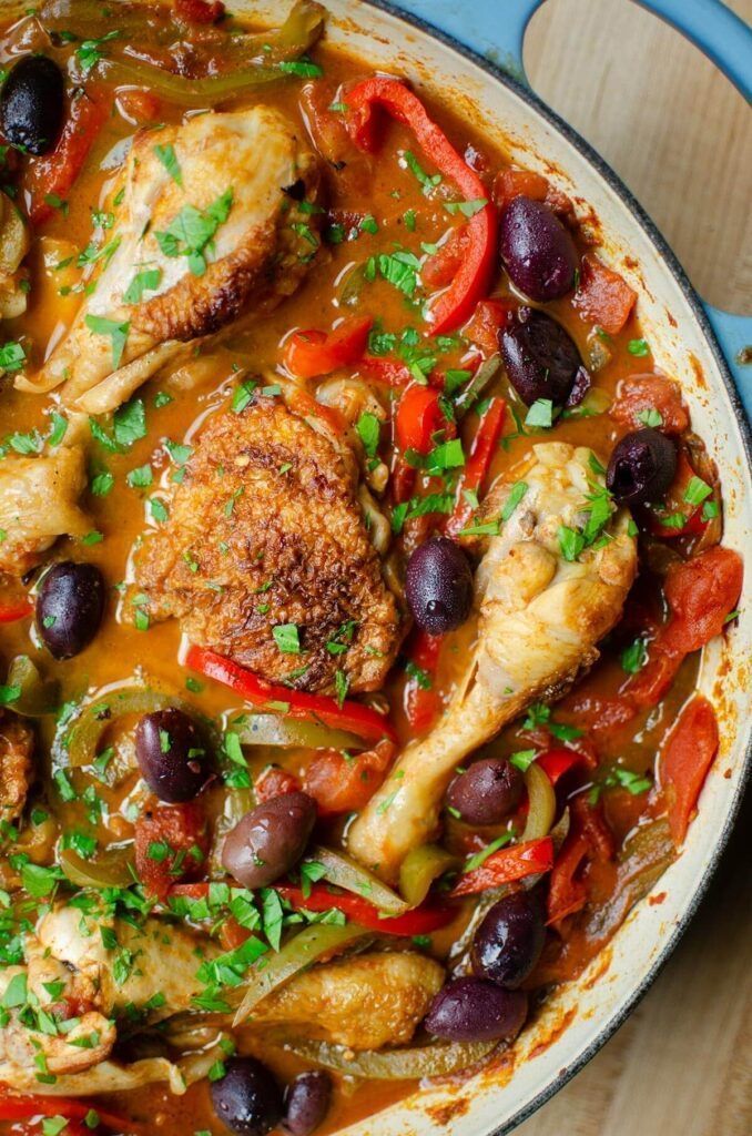 Living_Lou's tweet image. This Basque-style chicken uses juicy chicken thighs and drumsticks. It’s cooked in a delicious sauce of tomatoes, bell peppers, onions and garlic, and finished off with salty, briny olives. YUM!

 RECIPE: buff.ly/45cU650
#chicken #deliciouscooking