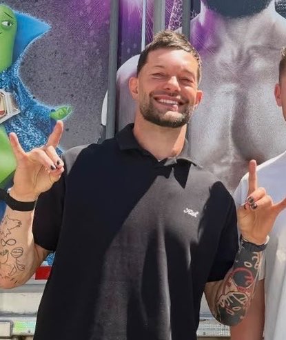 caro ♡ tweet media