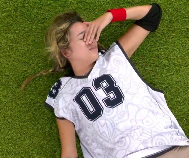 vou dormir pq quando eu acordar vai ter surpresa ( não quero saber de nada)