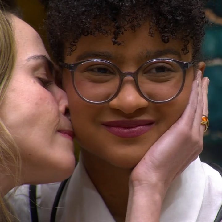 Parabéns Ana Paula ......
Mil vezes voltaria ........ Sempre foi vc !!!!! 
O Brasil te ama . 
#AnaPaulaCampeã 
#BBB26 
#FinalBBB