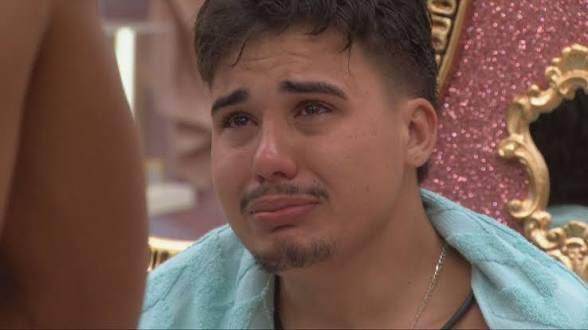 MonyDuarte's tweet photo. Edição de hoje caprichou e deixou bem claro que o lugar dele é o Baú do esquecimento!!  #bbb26 https://t.co/yqcRRvOnFd