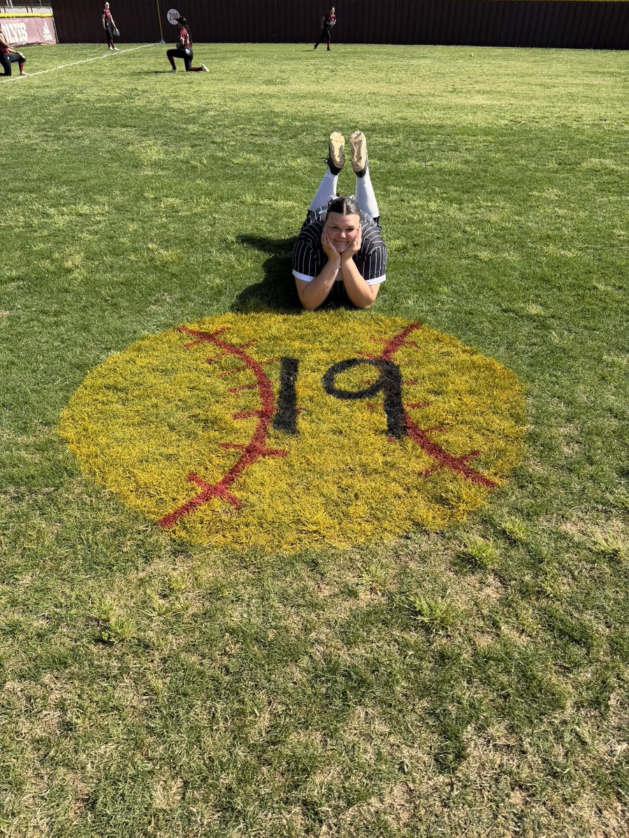 LincolnWolvesSB's tweet photo. Lady Wolves Senior Night 2026 was a huge success! Lady Wolves beat Springdale 23-13! We are going to miss these seniors greatly, but still have work to do before this season is done! https://t.co/t2ELDARFXX