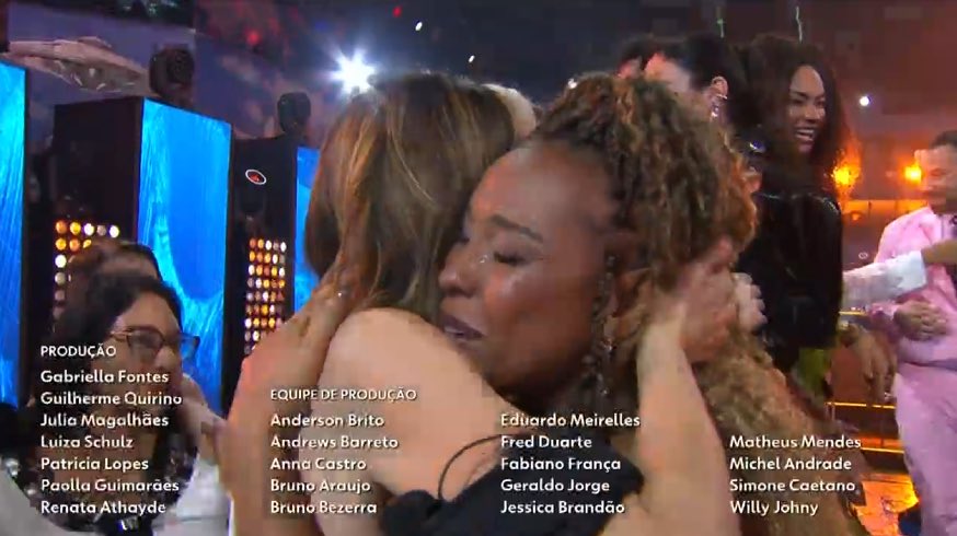 bchartsnet's tweet photo. o final com a Ana Paula abraçando a Sol ❤️ https://t.co/XHG22PpQLS