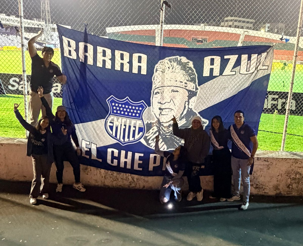 MI FAMILIA AZUL PRESENTE EN AMBATO… 💙⚡️⚽️💪🏽

#Emelec