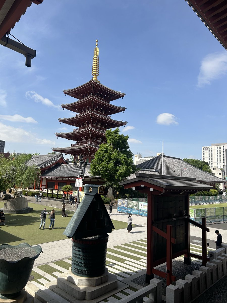 breakthrough tweet media