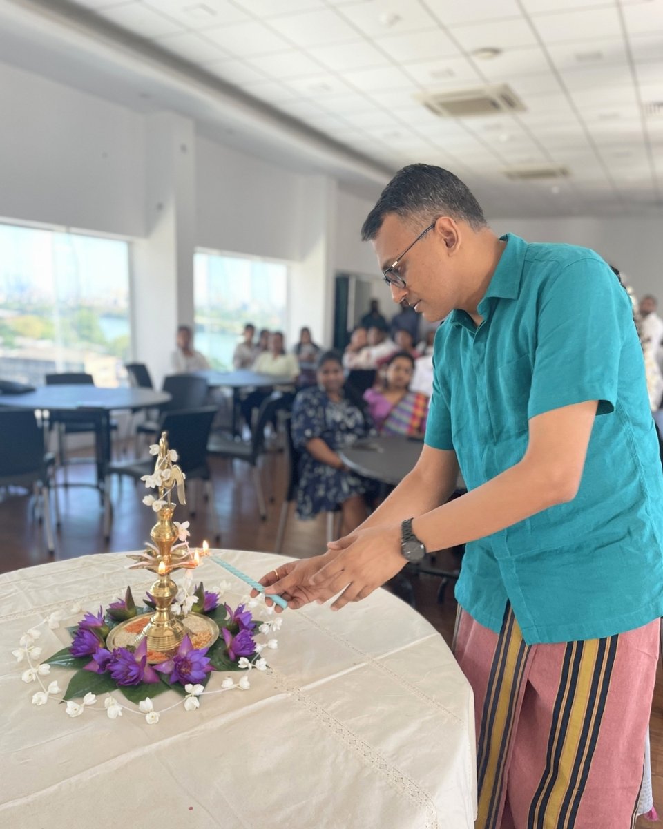 MahindraIdeal's tweet image. New Year beginnings at Mahindra Ideal Finance PLC! 🪔🏺

We celebrated the Aluth Avurudu traditions boiling milk for prosperity and sharing traditional sweets with the team. Wishing everyone a year of growth and success! 

#MahindraIdealFinance #SriLanka #NewYear #Tradition