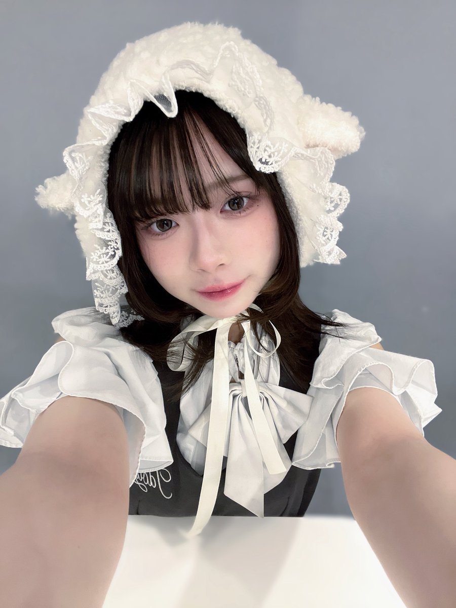 玲 tweet media
