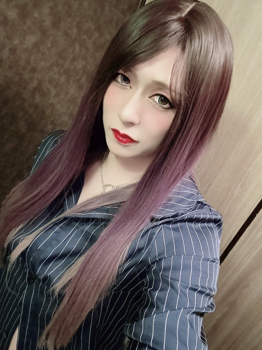 紫雲魅虎(女装)😈SM垢💜 tweet media