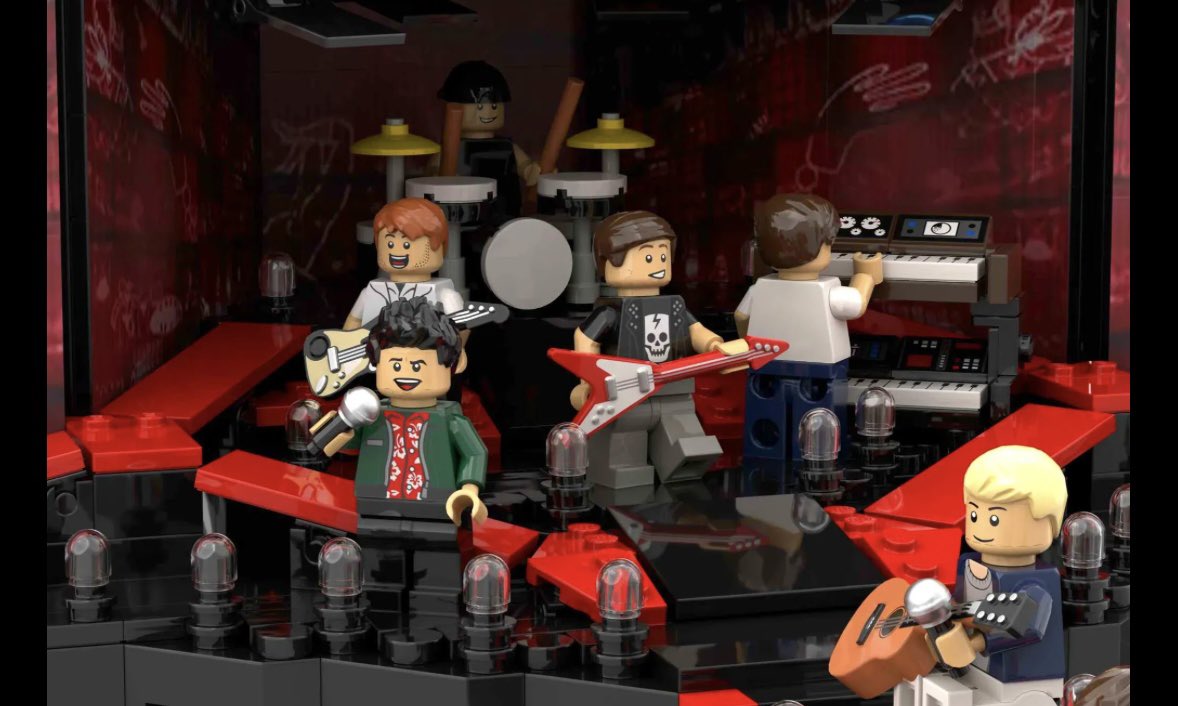 LEGOBrickBros's tweet image. LEGO Ideas, One Direction - Wembley Stadium has reached 10K supporters!

beta.ideas.lego.com/product-ideas/…

#LEGO #OneDirection