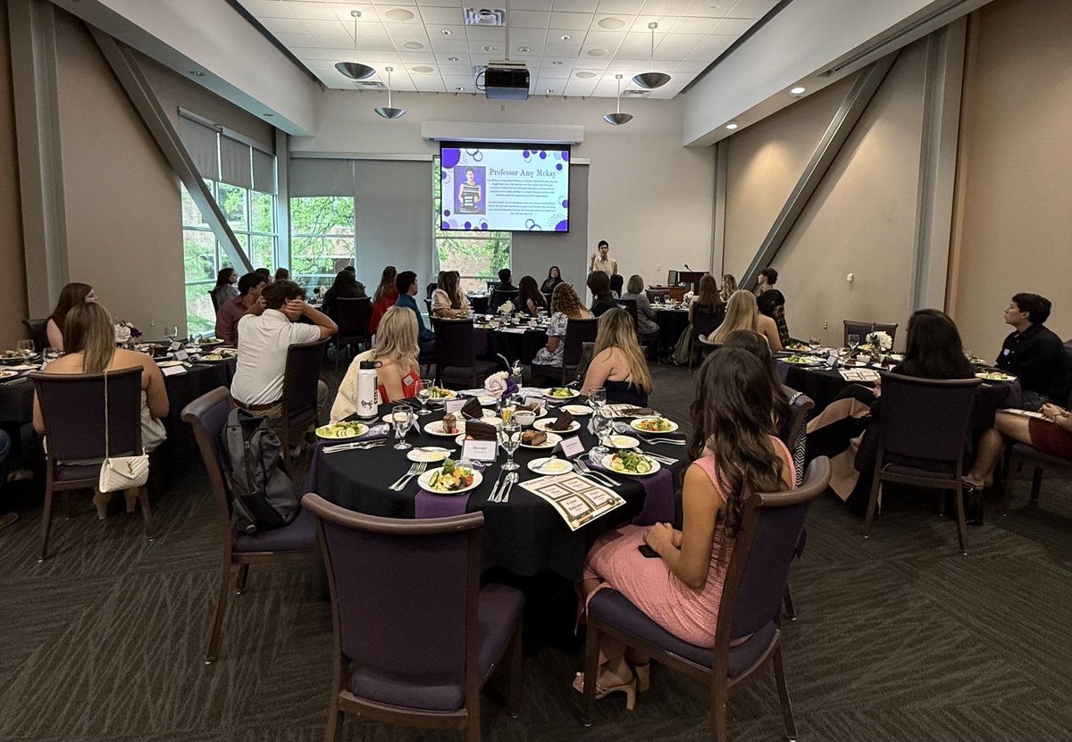 sherribphd's tweet image. Today was a great day to recognize the hard work of our student leaders. We’re so proud of you!! 💜💜

#tarletonstateuniversity💜 #StudentLeader #BleedPurple