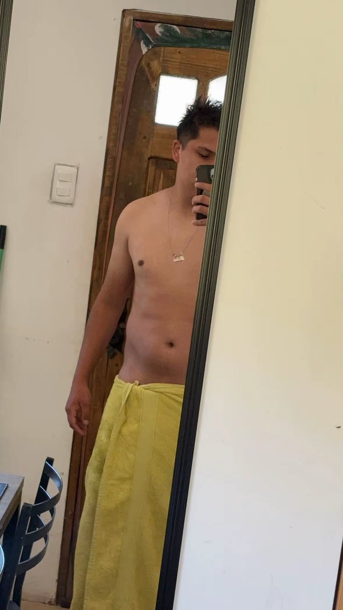 Alfr83042921's tweet photo. Hola estoy subiendo cositas por si quieren ver 🔥🥵
https://t.co/ePnxMwT2Y7
#gay #hetero #hot #xxx #detodo #caliente #culo #pene #pies https://t.co/5rD0LYKhRv