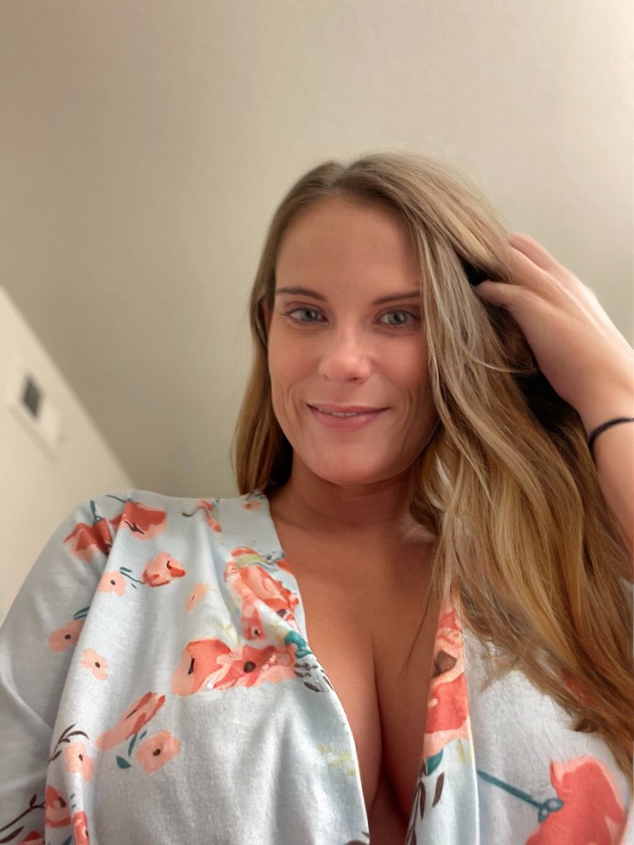 Annabelle peach tweet media