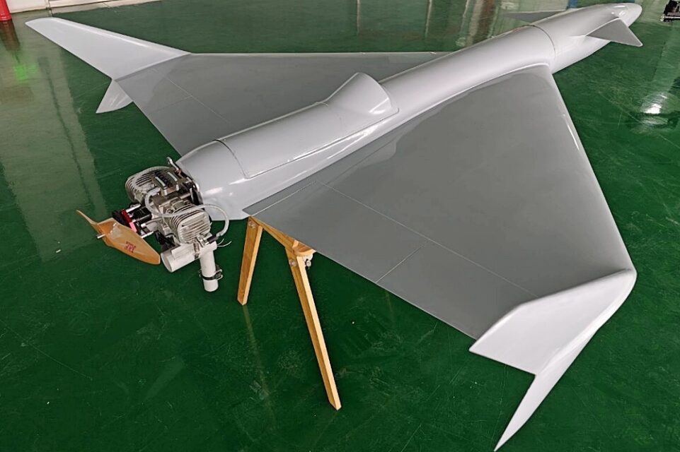NEWUAS_COM's tweet photo. 单价4.1万美元，Shahed级无人机现身中国电商网站
https://t.co/H7JQqrdAHv https://t.co/lfMPKEIunG