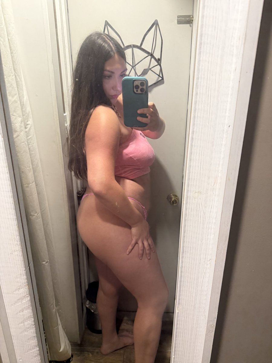 drivergirltexas's tweet photo. I’m surprised you haven’t reposted this one ? https://t.co/nKB5G3gFMw