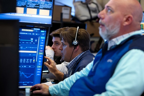 InvGurInd's tweet image. US stocks end lower, oil gains as Iran rejects peace talks

investmentguruindia.com/newsdetail/us-…

#WorldMarket @federalreserve  @DonaldTrump  #JeromePowell @Nasdaq  #USPresident #ChuckCarison #DowJones #Investmentguruindia