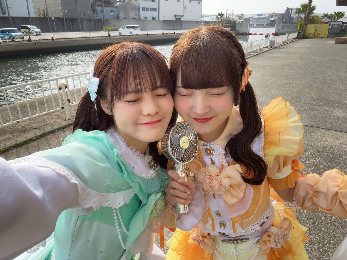 わーん！ひまちゃん一年おめでとう！！🎂🪄🧡🧡🧡🧡🧡ひまちゃんが入ってくれて本当に良かったっていつも思ってるよ(；；)♡だいすき！これからもずっと一緒がいい！！！！こんなねねだけどよろしくね〜！！！！🍀💚🧡🧡🧡🧡🧡