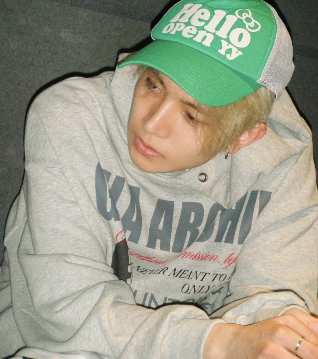 miri 🪽 tweet media