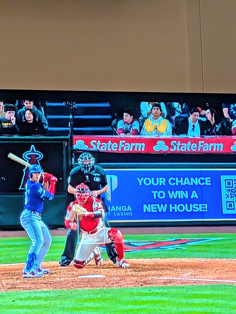 TechEntrepeneur's tweet photo. Will someone working at Angels Stadium please drag this asshole out of the stadium? I can hear him yelling in an assholish manner through the television. #BlueJays https://t.co/pAVQJoAyMD
