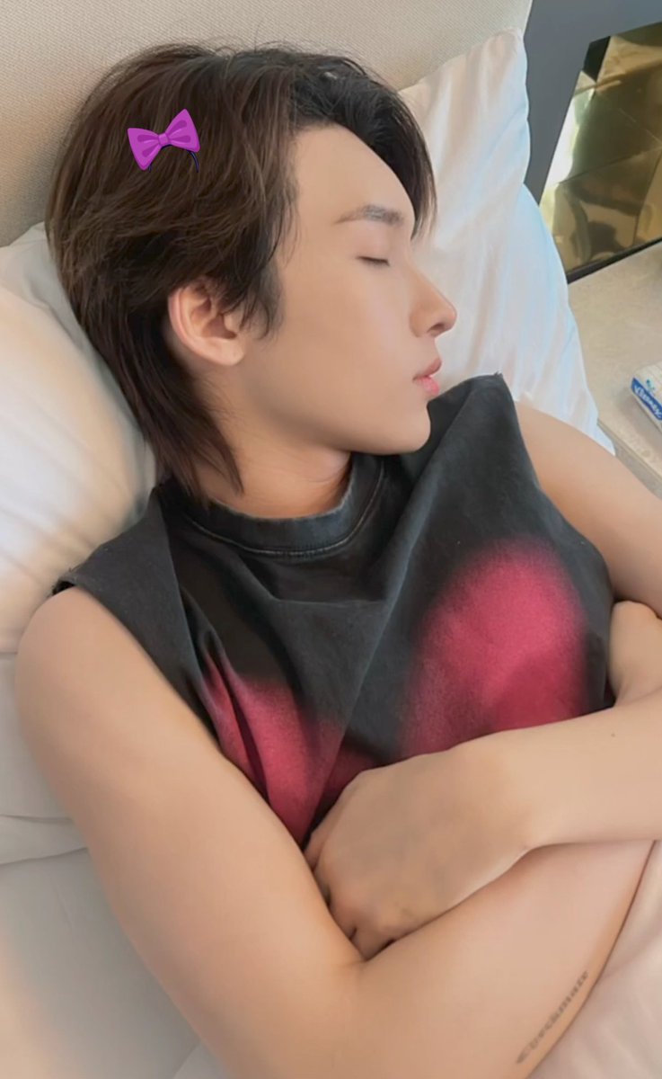 Crazy Love Mae💜🐶😾 tweet media