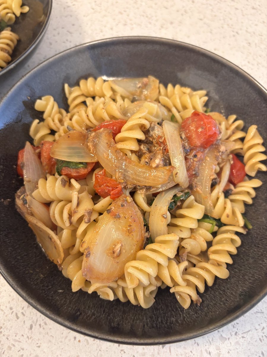 yoko177_english's tweet image. #今日の積み上げ
✅ハノン ロジック
✅Speaking
✅オンライン英会話
✅英語日記

今日はオンラインで3コマ授業完了。1回の授業$100以上かかってるので一瞬も気が抜けません。授業の時は必ず質問と、Profとは必ずコミュニケーション取るを卒業まで続けていきます。
#MBA #バンクーバー