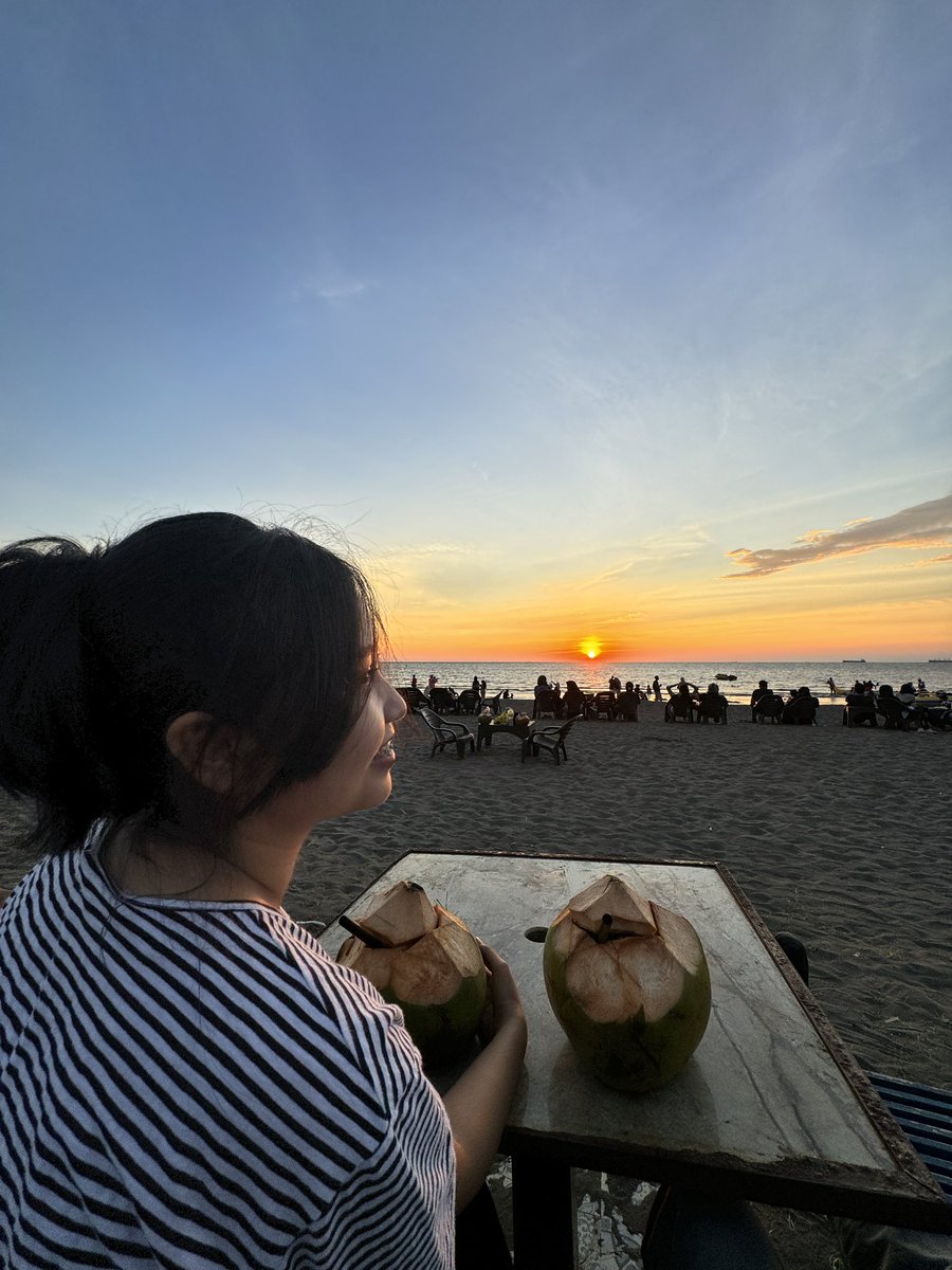 indrarchlop's tweet photo. sunset view paling indah yang pernah kuliatt😍😍 https://t.co/YZpCwCg1Ee