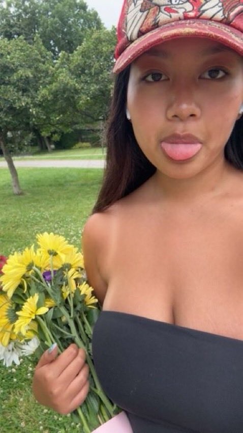 throwaway tweet media