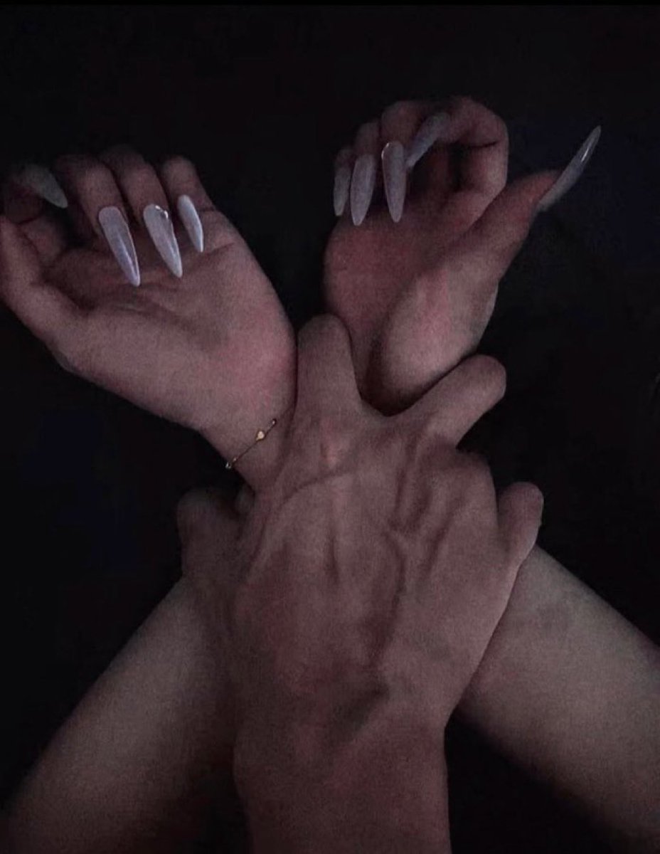 couple mood tweet media