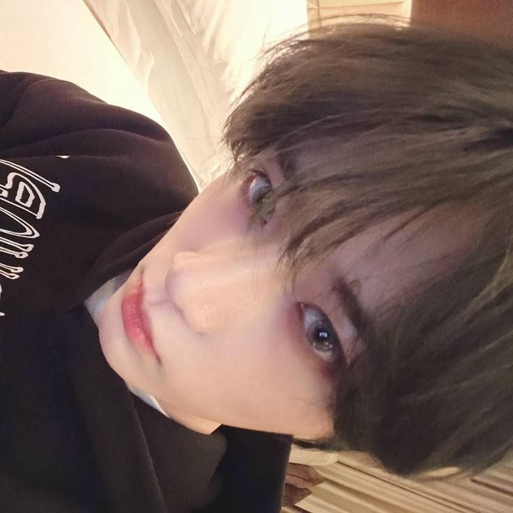 NONOH | seungmin sem coleira 🐶📿 tweet media