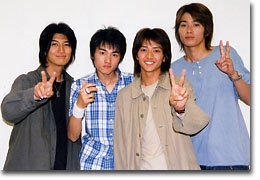 아졸려 tweet media