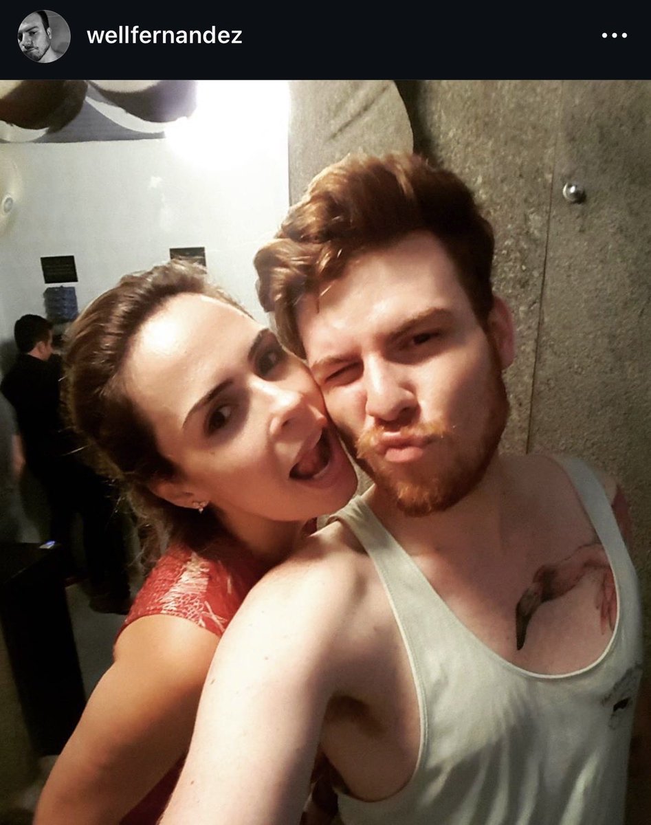 wellfernandez's tweet photo. #BatePapoBBB @anapaularenault melhor susto que já levei na vida, fã desde sempre 🥹 Eu tenho foto com a campeã (2017) https://t.co/lRnQmEzv3J