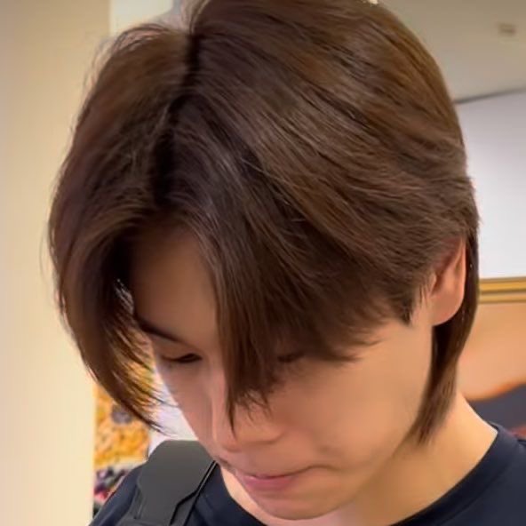 rstji🌻🍓🚬 tweet media