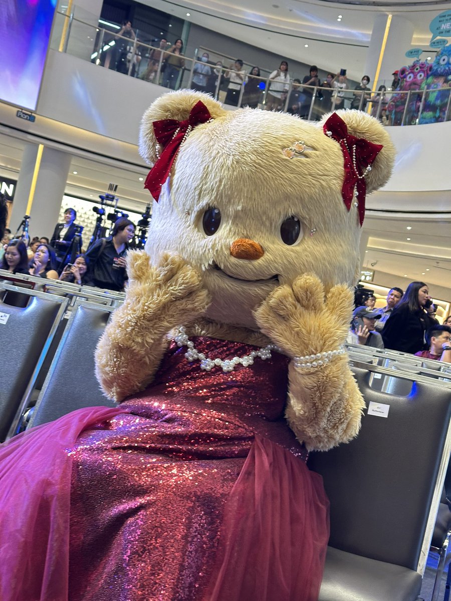 ลูกเรือ แกลมเมอร์รัสแอร์ไลน์ พร้อมคุณแกรม มาแล้วค่าาาา

#Jetlag2
#PressConJetlag2
#TrueVisionsNOW