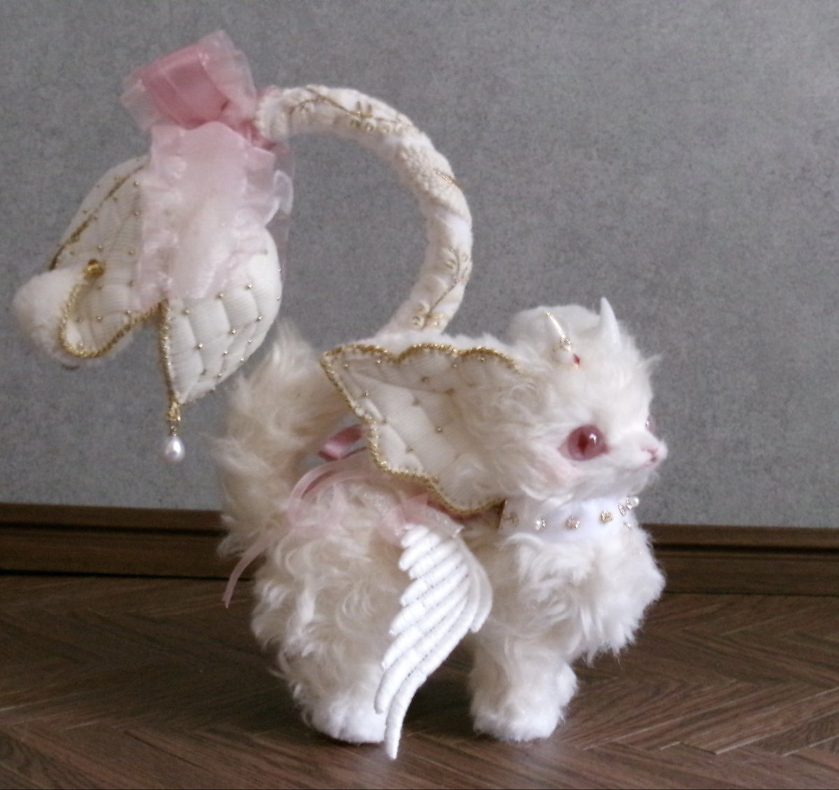 かわいいね🎀

この子は明日からヤフオクでお家探し予定です🕯.*