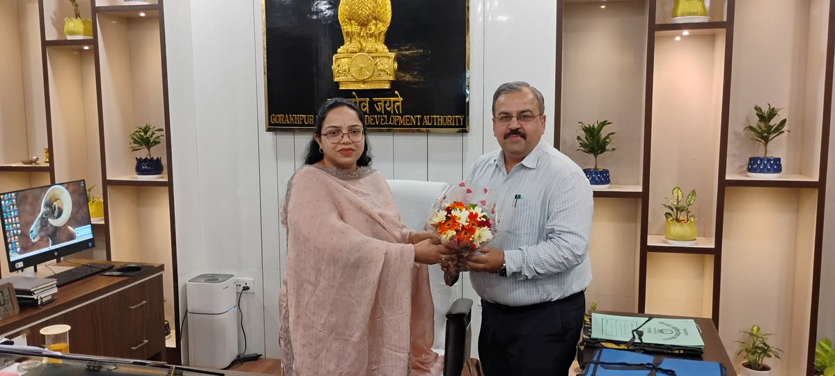 आज डॉ. नितिन कुमार पुरी, कार्यकारी निदेशक, नाइलिट गोरखपुर ने श्री मति अनुज मालिक (IAS), सीईओ गीडा-गोरखपुर से शिष्टाचार भेंट की एवं सार्थक चर्चा किया।

#NIELIT #GIDA
