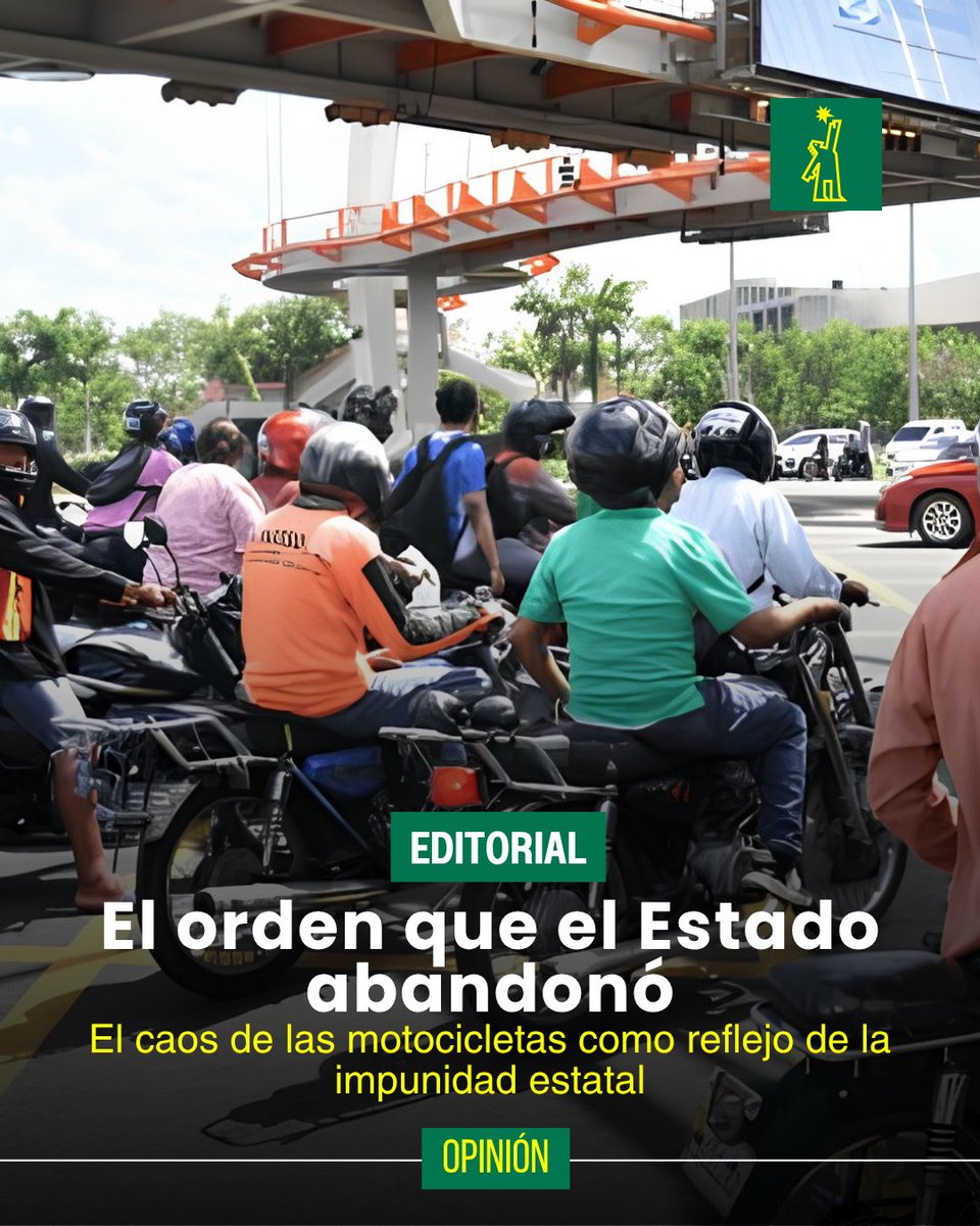 DiarioLibre's tweet image. 🖋 | #EDITORIAL | El desorden de los motociclistas es, en gran medida, el resultado de una permisividad prolongada. Durante años, las autoridades han tolerado e ignorado prácticas que hoy forman parte del paisaje urbano: circular sin carné de conducir, saltarse semáforos en rojo,