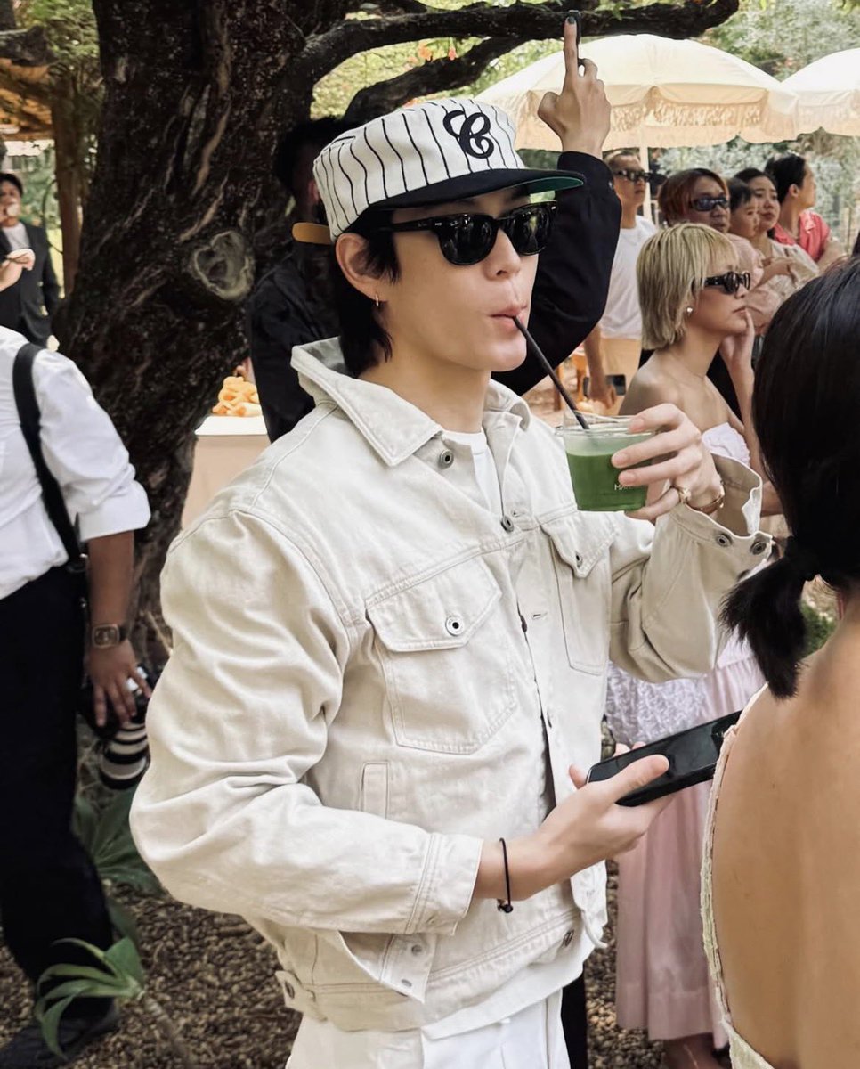 เจ่ะโบร tweet media