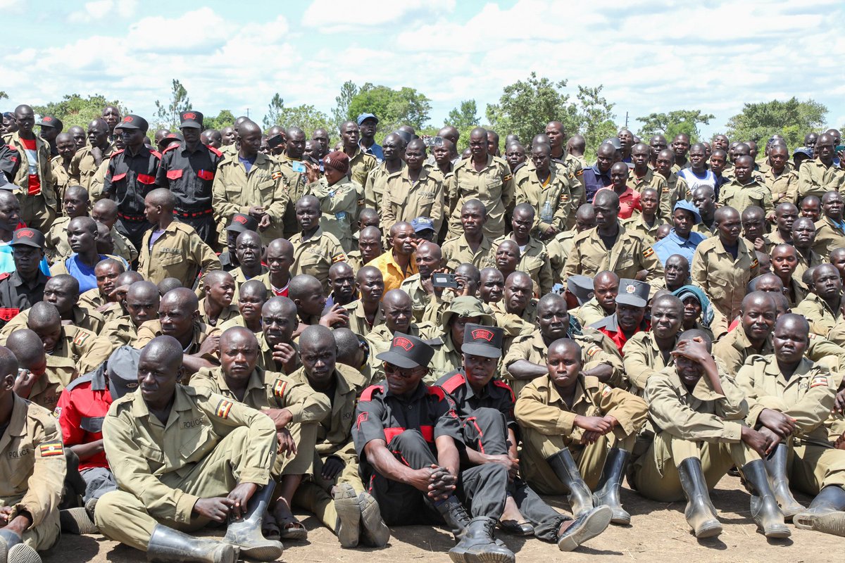 Uganda Police Force tweet media