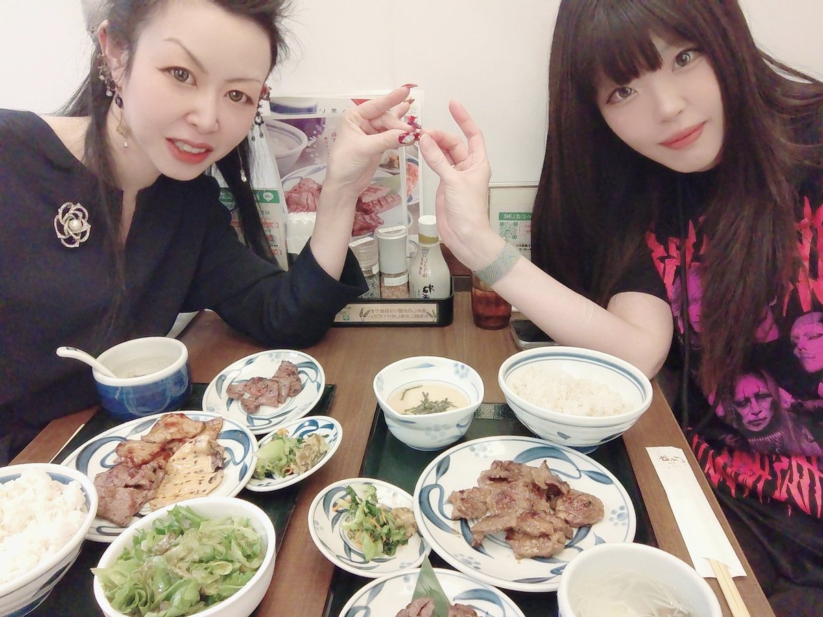 夜野　帷🌜𝔜𝔬𝔯𝔲𝔫𝔬 𝔗𝔬𝔳𝔞𝔯𝔦 tweet media