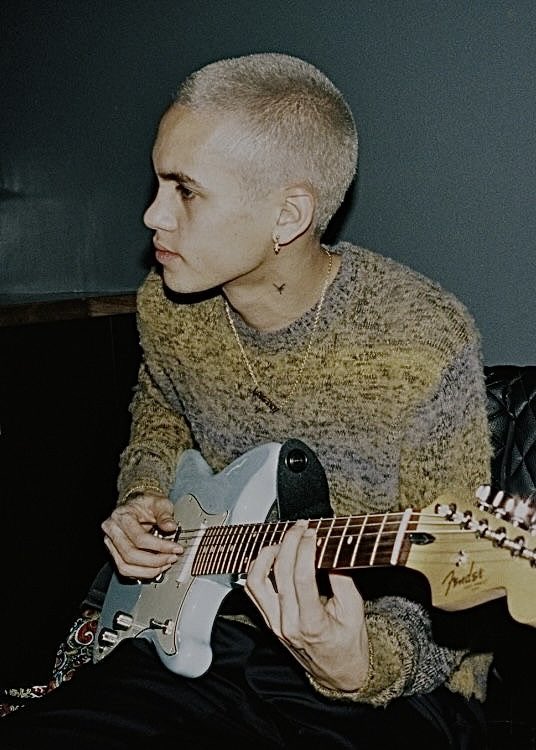VVATCHMEBLEED's tweet photo. .
　　　　　　. . .
　　　　____________  
　　　　　　꒷꒦ https://t.co/5JyhqKGVIv