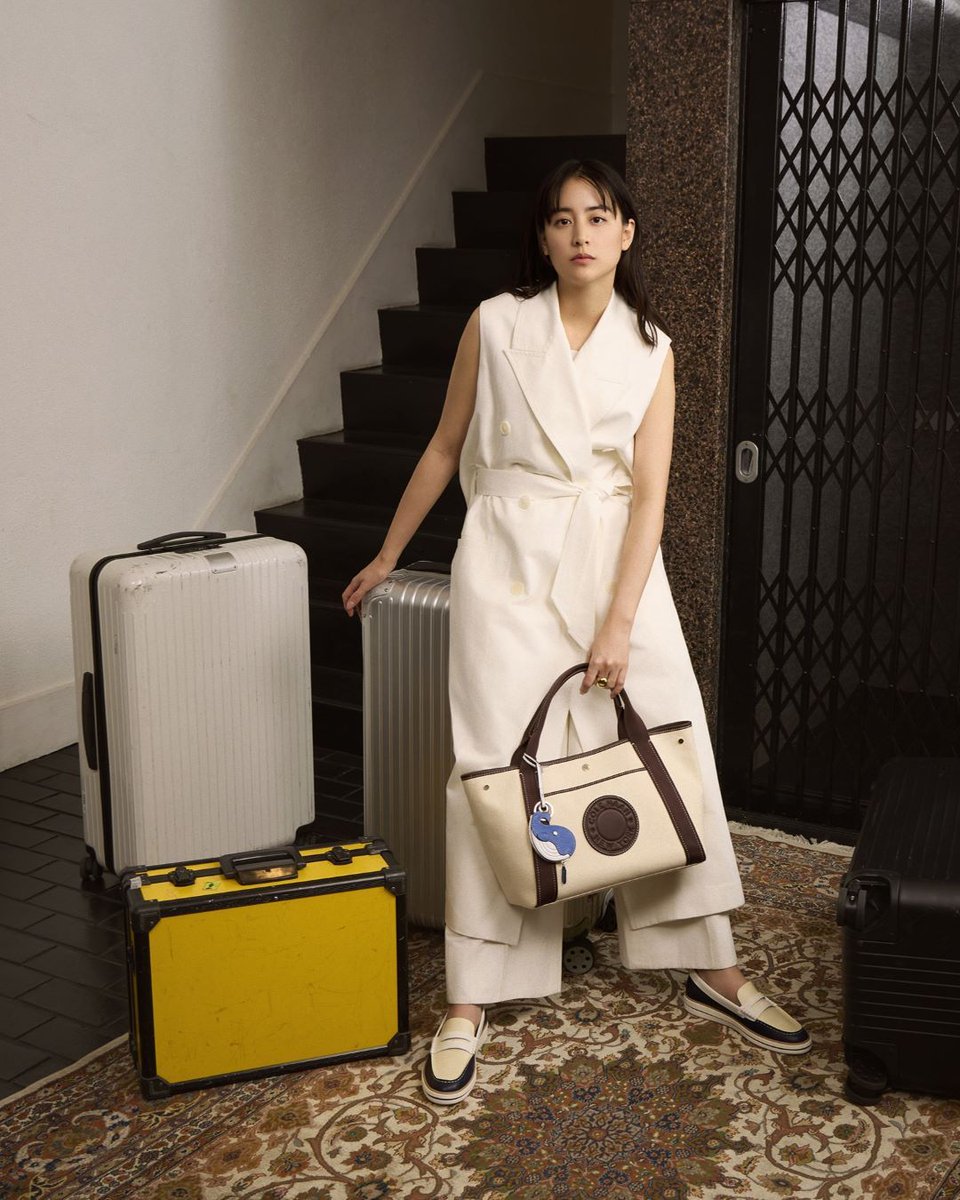 COLE HAAN NEW YORK featuring Mizuki Yamamoto 荷物が多くなりがちな