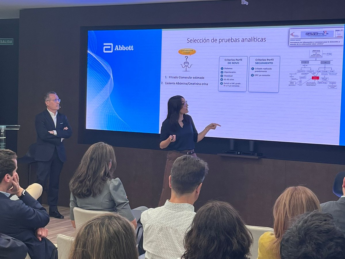LabClinicoVlc's tweet photo. 📍 Ayer en Madrid compartiendo nuestra experiencia con rutas asistenciales más inteligentes y ágiles

En CDS en acción: del dato a la decisión clínica, @MurriaRosa63255  y @jlgorriz demostramos que los datos pueden cambiar la forma de cuidar. https://t.co/S94QLI2WZR